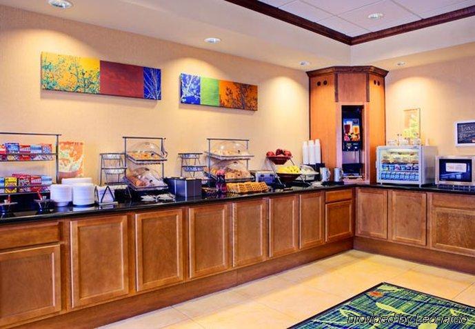 Fairfield Inn & Suites By Marriott San Antonio Seaworld / Westover Hills Exterior photo